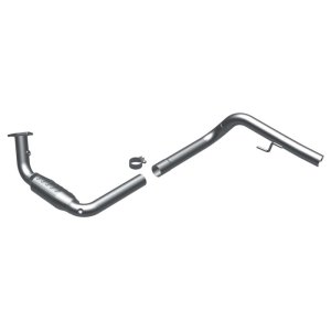 Cadillac Escalade Catalytic Converter - Driver Side - Magnaflow - Direct-Fit - `02-`06