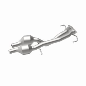 Volkswagen Touareg Catalytic Converter - Rear - Magnaflow - Direct Fit - `07-`10