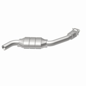 Ford Taurus Catalytic Converter - Magnaflow - OEM Grade Direct-Fit - `00-`07
