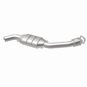 Ford Taurus Catalytic Converter - Magnaflow - OEM Grade Direct-Fit - `00-`07