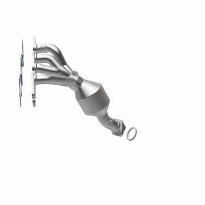 Mazda 6 Catalytic Converter - Magnaflow - Direct Fit - `06-`08