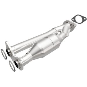 Mazda 6 Catalytic Converter - Driver Side Rear - Magnaflow - Direct Fit - `03-`05