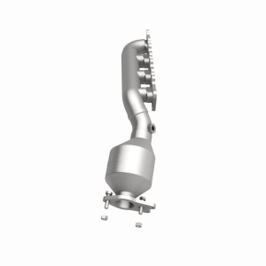 Kia Borrego Catalytic Converter - Driver Side - Magnaflow - Direct Fit - 2009