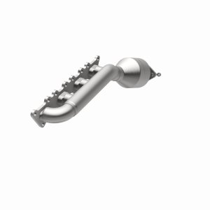 Kia Borrego Catalytic Converter - Driver Side - Magnaflow - Direct Fit - 2009