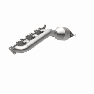 Kia Borrego Catalytic Converter - Driver Side - Magnaflow - Direct Fit - 2009