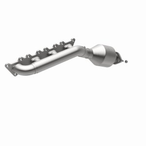 Kia Borrego Catalytic Converter - Driver Side - Magnaflow - Direct Fit - 2009