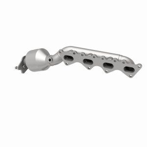 Kia Borrego Catalytic Converter - Driver Side - Magnaflow - Direct Fit - 2009