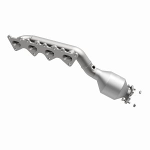 Kia Borrego Catalytic Converter - Passenger Side - Magnaflow - Direct-Fit - 2009