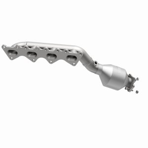 Kia Borrego Catalytic Converter - Passenger Side - Magnaflow - Direct-Fit - 2009