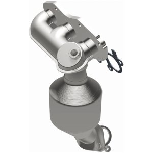 Toyota Highlander Catalytic Converter - Left - Magnaflow - OEM Grade Direct-Fit - `11-`16