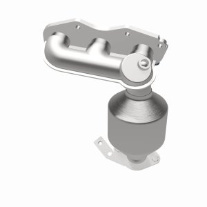 Toyota Highlander Catalytic Converter - Left - Magnaflow - OEM Grade Direct-Fit - `11-`16