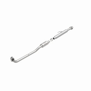 Toyota Avalon Direct-Fit Catalytic Converter - Underbody - Magnaflow - OEM Grade - `13-`17