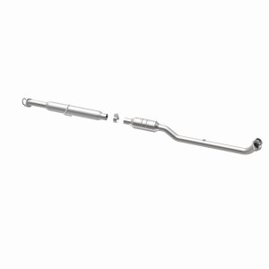 Toyota Avalon Direct-Fit Catalytic Converter - Underbody - Magnaflow - OEM Grade - `13-`17