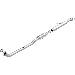 Toyota Avalon Direct-Fit Catalytic Converter - Underbody - Magnaflow - OEM Grade - `13-`17