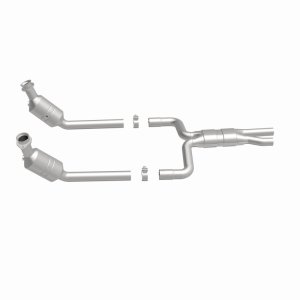 Ford Thunderbird Catalytic Converter - Underbody - Magnaflow - Direct-Fit OEM Grade - `03-`04