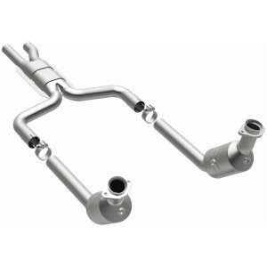 Ford Thunderbird Catalytic Converter - Underbody - Magnaflow - Direct-Fit OEM Grade - `03-`04
