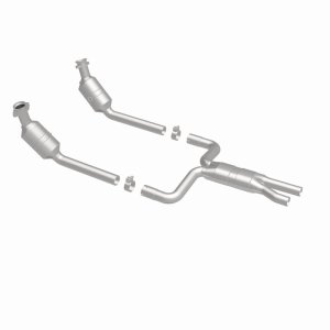 Ford Thunderbird Catalytic Converter - Underbody - Magnaflow - Direct-Fit OEM Grade - `03-`04