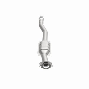 Chevrolet Equinox Catalytic Converter - Underbody - Magnaflow - OEM Grade Direct-Fit - `10-`17 Chevrolet Equinox Catalytic Converter - Underbody - Magnaflow - OEM Grade Direct-Fit - `10-`17