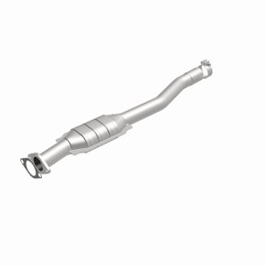 Chevrolet Equinox Catalytic Converter - Underbody - Magnaflow - OEM Grade Direct-Fit - `10-`17 Chevrolet Equinox Catalytic Converter - Underbody - Magnaflow - OEM Grade Direct-Fit - `10-`17