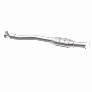 Chevrolet Equinox Catalytic Converter - Underbody - Magnaflow - OEM Grade Direct-Fit - `10-`17 Chevrolet Equinox Catalytic Converter - Underbody - Magnaflow - OEM Grade Direct-Fit - `10-`17