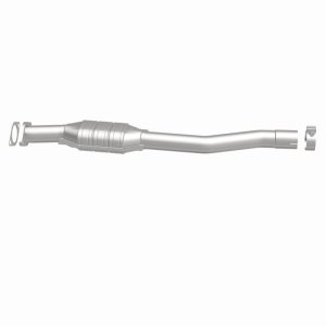 GMC Terrain Catalytic Converter - Underbody - Magnaflow - OEM Grade Direct-Fit - `10-`17