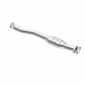 GMC Terrain Catalytic Converter - Underbody - Magnaflow - OEM Grade Direct-Fit - `10-`17