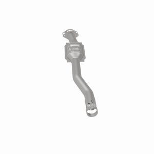 GMC Terrain Catalytic Converter - Underbody - Magnaflow - OEM Grade Direct-Fit - `10-`17