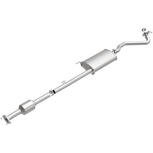 Toyota Highlander Catalytic Converter - Magnaflow - OEM Grade Direct-Fit - `08-`10