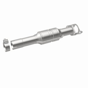 Chevrolet Impala Catalytic Converter - Underbody - Magnaflow - Direct-Fit, MagnaFlow OEM Grade - `12-`13