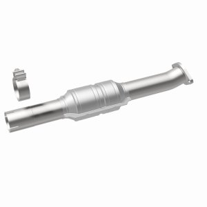 Toyota Venza Catalytic Converter - Underbody - Magnaflow - OEM Grade Direct-Fit - `09-`15