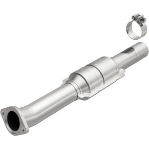 Toyota Venza Catalytic Converter - Underbody - Magnaflow - OEM Grade Direct-Fit - `09-`15