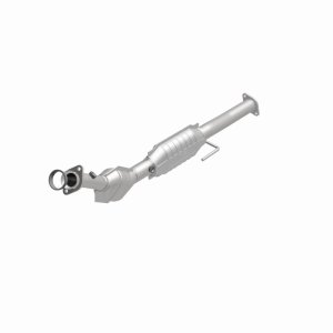 Ford Ranger Catalytic Converter - Magnaflow - OEM Grade Direct-Fit - `07-`11