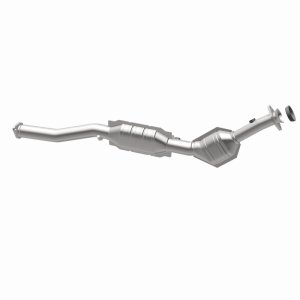 Ford Ranger Catalytic Converter - Magnaflow - OEM Grade Direct-Fit - `07-`11