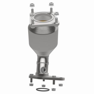 Nissan Maxima Catalytic Converter - Underbody - Magnaflow - OEM Grade Direct-Fit - `09-`14