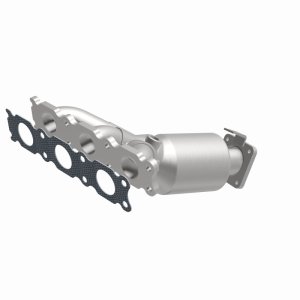 Volvo XC90 Catalytic Converter - Magnaflow - OEM Grade Direct-Fit Manifold - `07-`10