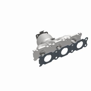 Volvo XC90 Catalytic Converter - Magnaflow - OEM Grade Direct-Fit Manifold - `07-`10