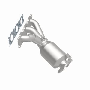 Volvo XC90 Catalytic Converter - Magnaflow - OEM Grade Manifold - `07-`10