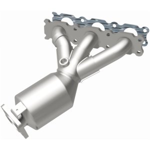 Volvo XC90 Catalytic Converter - Magnaflow - OEM Grade Manifold - `07-`10