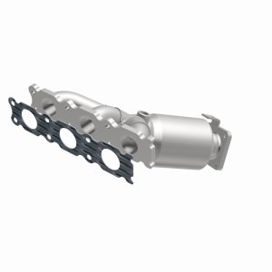 Volvo XC90 Catalytic Converter - Magnaflow - OEM Grade Manifold - `07-`10