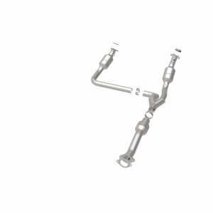 Chevrolet Express Performance Exhaust - Underbody - Magnaflow - OEM Grade Direct-Fit Catalytic Converter - `09-`14