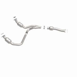 Chevrolet Express Performance Exhaust - Underbody - Magnaflow - OEM Grade Direct-Fit Catalytic Converter - `09-`14