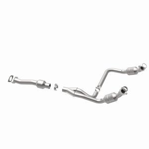 Chevrolet Express Performance Exhaust - Underbody - Magnaflow - OEM Grade Direct-Fit Catalytic Converter - `09-`14