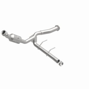 Ford F-150 Catalytic Converter - Underbody - Magnaflow - OEM Grade Direct-Fit - Stainless Steel - `11-`14