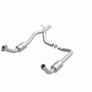 Ford E-150 Catalytic Converter - Underbody - Magnaflow - Direct Fit - `09-`14