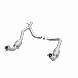 Ford E-150 Catalytic Converter - Underbody - Magnaflow - Direct Fit - `09-`14