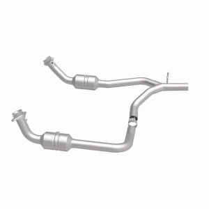 Ford E-150 Catalytic Converter - Underbody - Magnaflow - Direct Fit - `09-`14