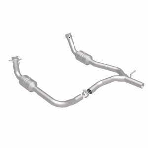 Ford E-150 Catalytic Converter - Underbody - Magnaflow - Direct Fit - `09-`14