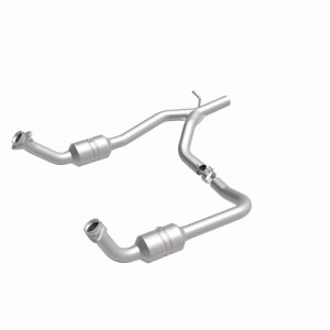 Ford E-250 Catalytic Converter - Underbody - Magnaflow - Direct Fit - `09-`14