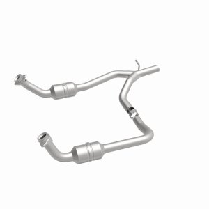 Ford E-250 Catalytic Converter - Underbody - Magnaflow - Direct Fit - `09-`14