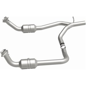 Ford E-250 Catalytic Converter - Underbody - Magnaflow - Direct Fit - `09-`14